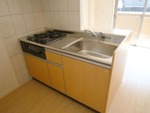 物件内観写真3　(キッチン)