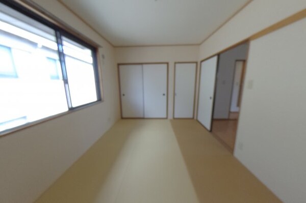 内装他(2020年9月撮影)