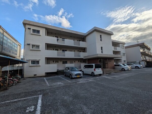 外観(現況と異なる部分は現況を優先いたします。)