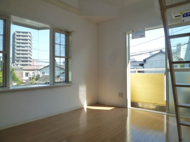 物件内観写真2　(2022年6月撮影。現況を優先します。)