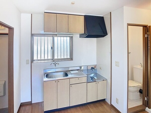 キッチン(2025年10月撮影※現況を優先します。)