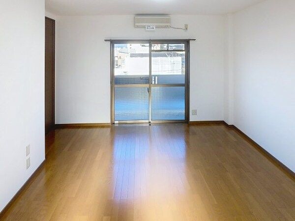 居室(2025年10月撮影※現況を優先します。)