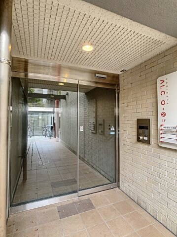 物件内観写真3　(現況が相違する場合は現況を優先致します。)