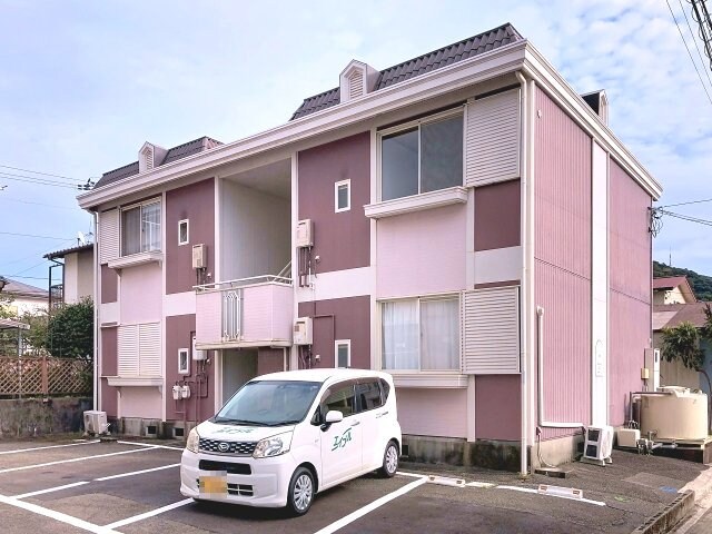 物件外観写真1　(2025年10月撮影)