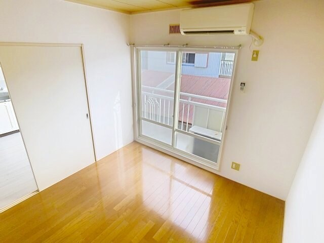 物件内観写真2　(2025年10月撮影)