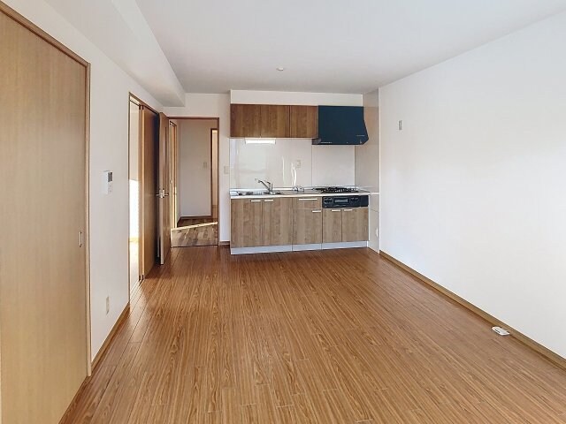 物件内観写真2　(2025年11月撮影※現況を優先します。)