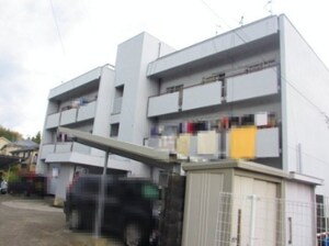 山﨑マンション(万々)外観写真