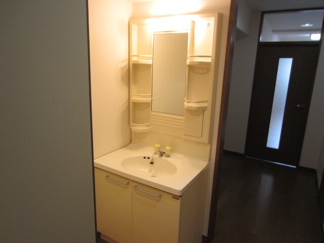 物件内観写真5　(2016年5月撮影)