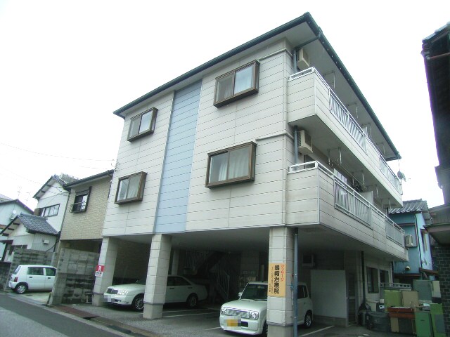 物件外観写真1　(2009年7月撮影)