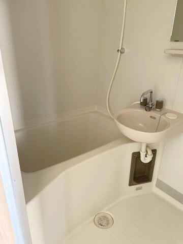 物件内観写真4　(2022年1月撮影)