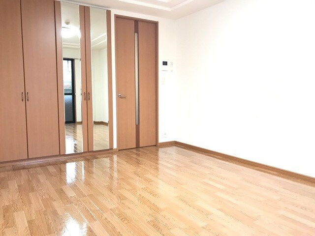 物件内観写真7　(洋室)