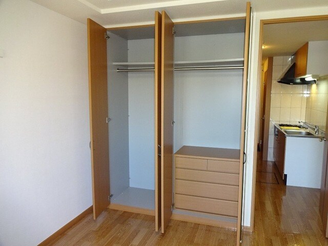 物件内観写真8　(収納)