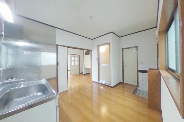 物件内観写真3　(2022年10月撮影※現況を優先致します。)