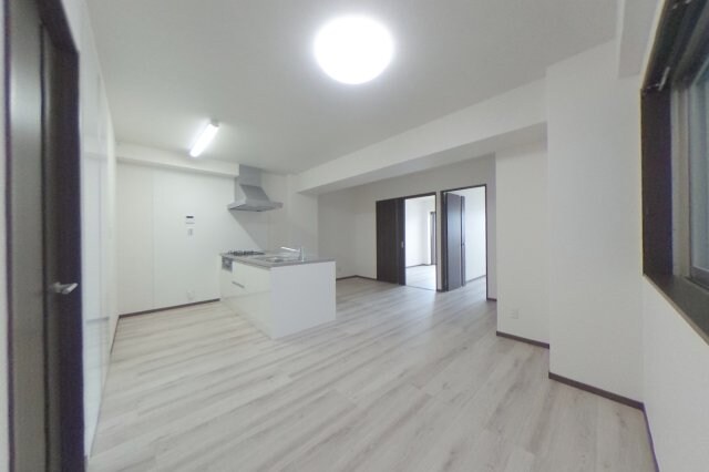 物件内観写真7　(現況が相違する場合は現況を優先致します。2024年5月撮影)