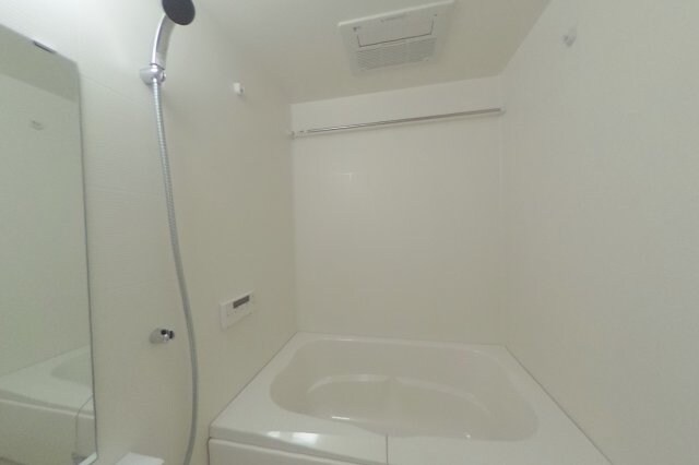 物件内観写真10　(現況が相違する場合は現況を優先致します。2024年5月撮影)