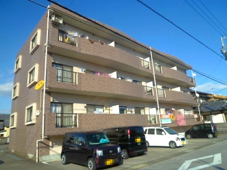 ハイツベル外観写真