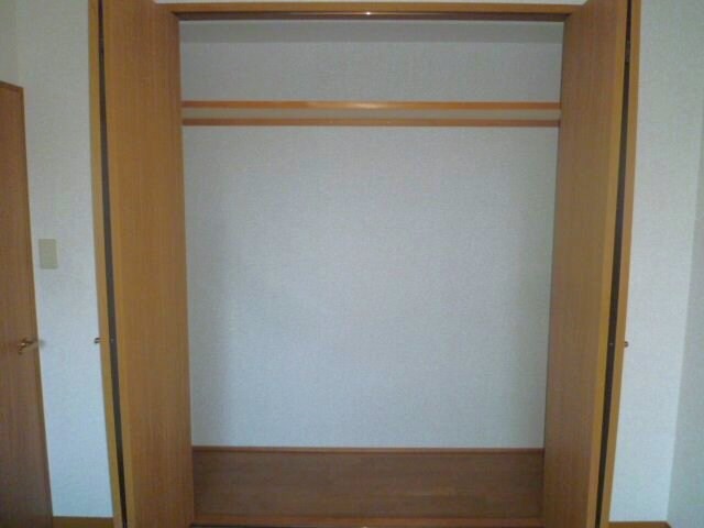 物件内観写真8　(2012年11月撮影)