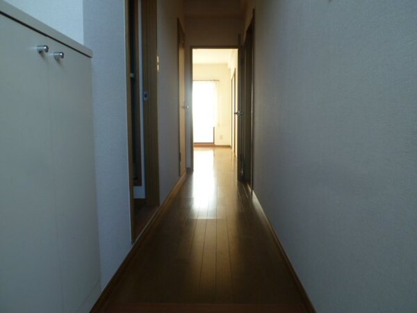 内装他(2012年11月撮影)