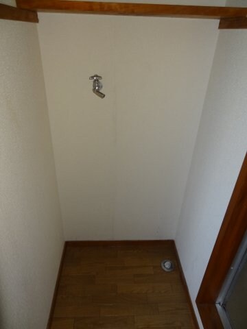 物件内観写真6　(現況が相違する場合は現況を優先致します。)