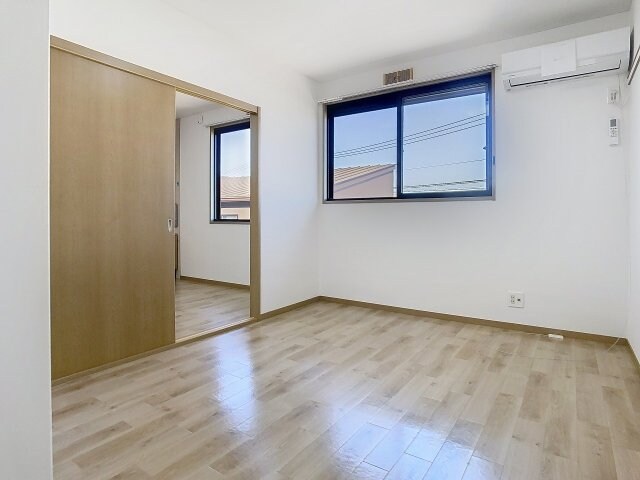 物件内観写真2　(2025年11月撮影※現況を優先します。)