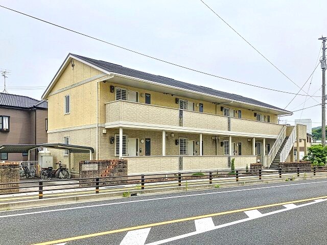 物件外観写真1　(2025年5月撮影)