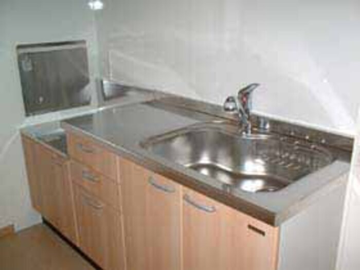 物件内観写真3　(202：キッチン)