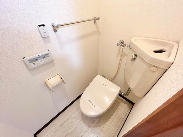 物件内観写真6　(トイレ)