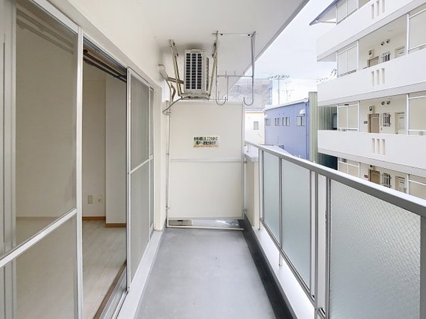 バルコニー(2025年9月撮影)