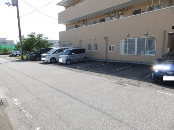駐車場(駐車場)