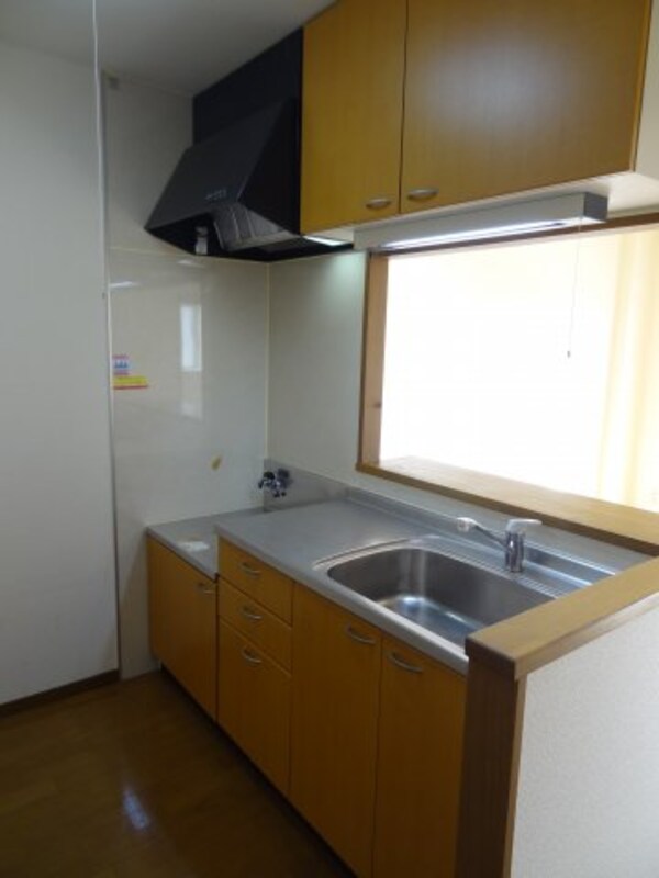 キッチン(2階別室の参考写真です。現況を優先します。（203）)