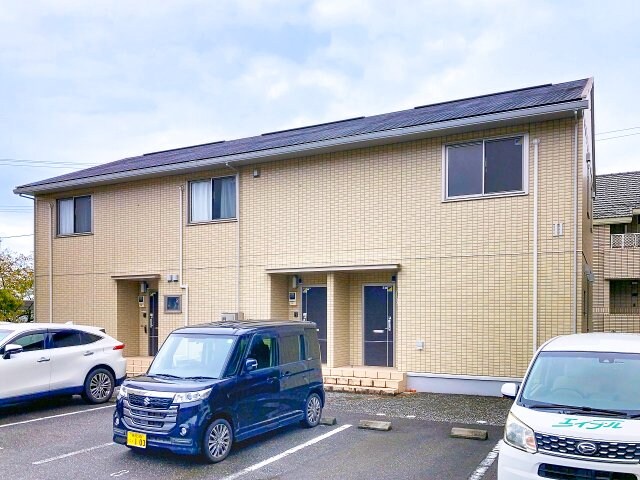 物件外観写真1　(2025年9月撮影)