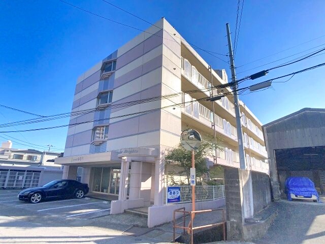 物件外観写真1　(2025年12月撮影)