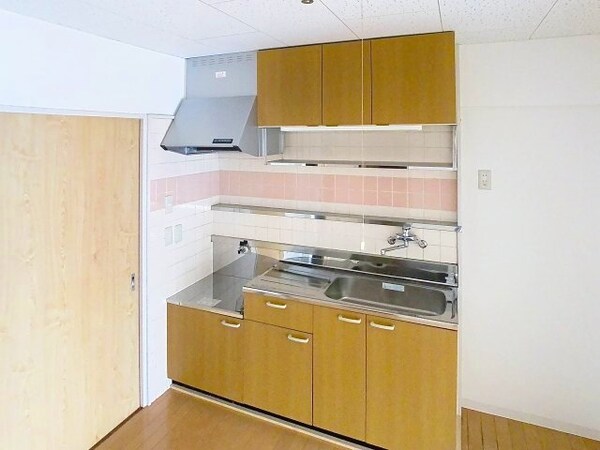 キッチン(2025年10月撮影)