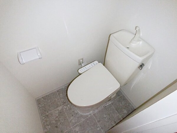 トイレ(2025年10月撮影)