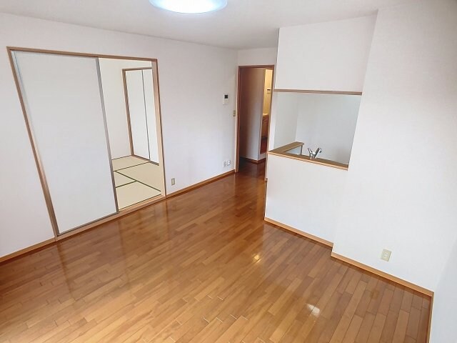 物件内観写真3　(2025年9月撮影※現況を優先します。)