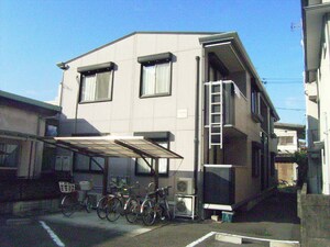 ブラウニー外観写真