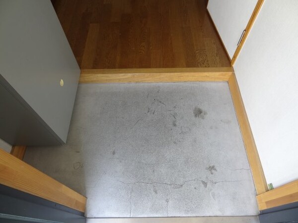 玄関(2018年6月撮影)