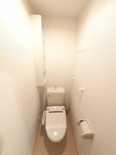 物件内観写真6　(トイレ)