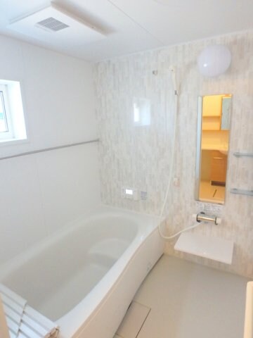 物件内観写真5　(バス／シャワールーム等)