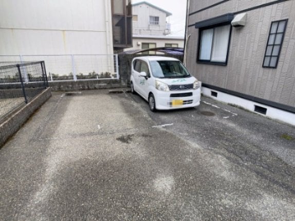 物件外観写真2　(2025年11月撮影※現況を優先します。)