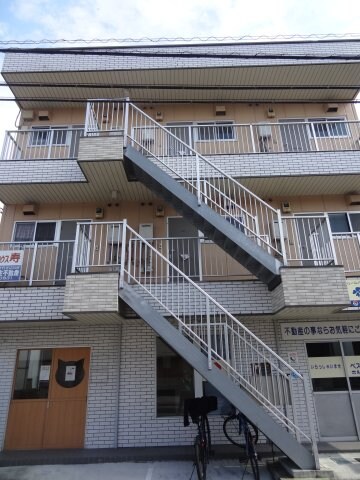 物件外観写真1　(2018年6月撮影)