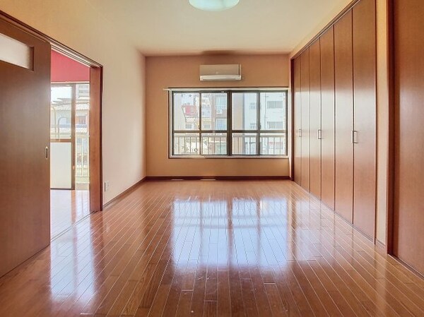 居室(2024年6月撮影※現況を優先致します。)