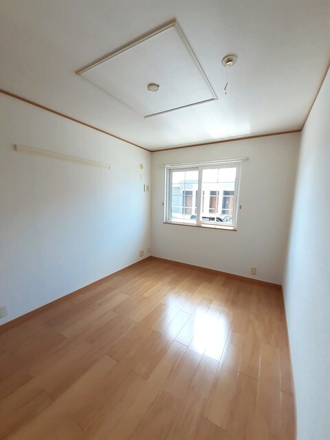 物件内観写真8　(その他部屋・スペース)