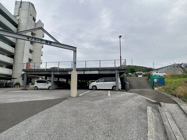 駐車場(2025年5月撮影※現況を優先致します。)