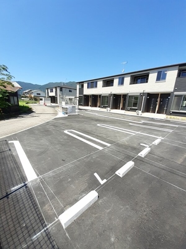 駐車場(駐車場)