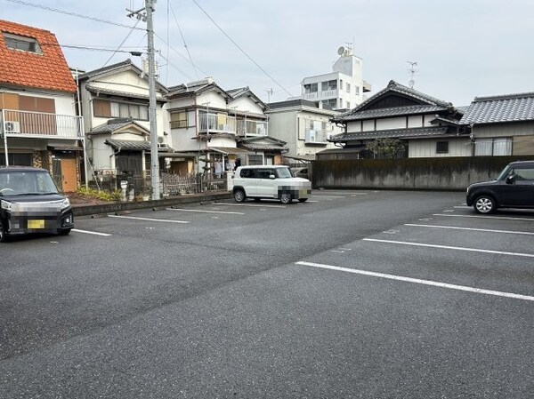 駐車場(2024年2月撮影※現況を優先致します。)
