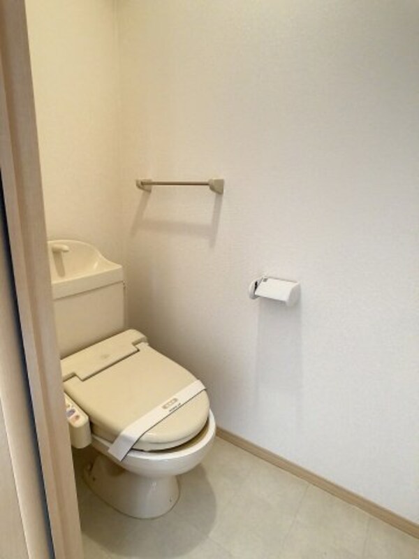 トイレ(現況を優先します。（撮影時期：2023年7月）)