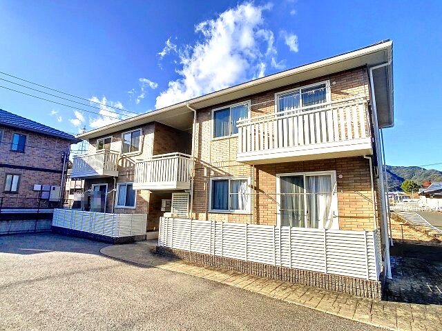 物件外観写真1　(2025年1月撮影)