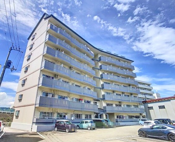 物件外観写真1　(2025年6月撮影※現況を優先します)