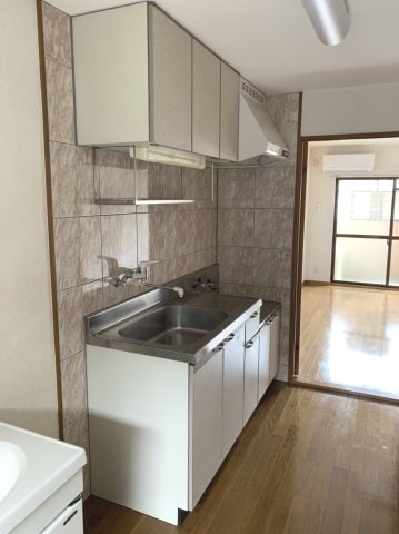 物件内観写真3　(現況を優先します。（撮影時期：2023年6月）)